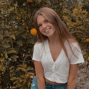 Meet your Posher, Lexi